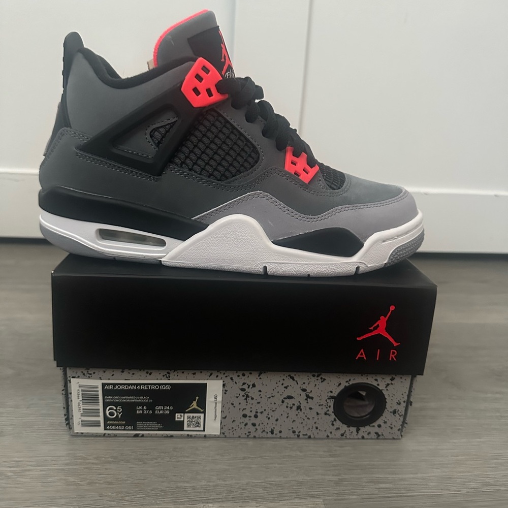 Jordan Kids Sneakers - Gray and Red